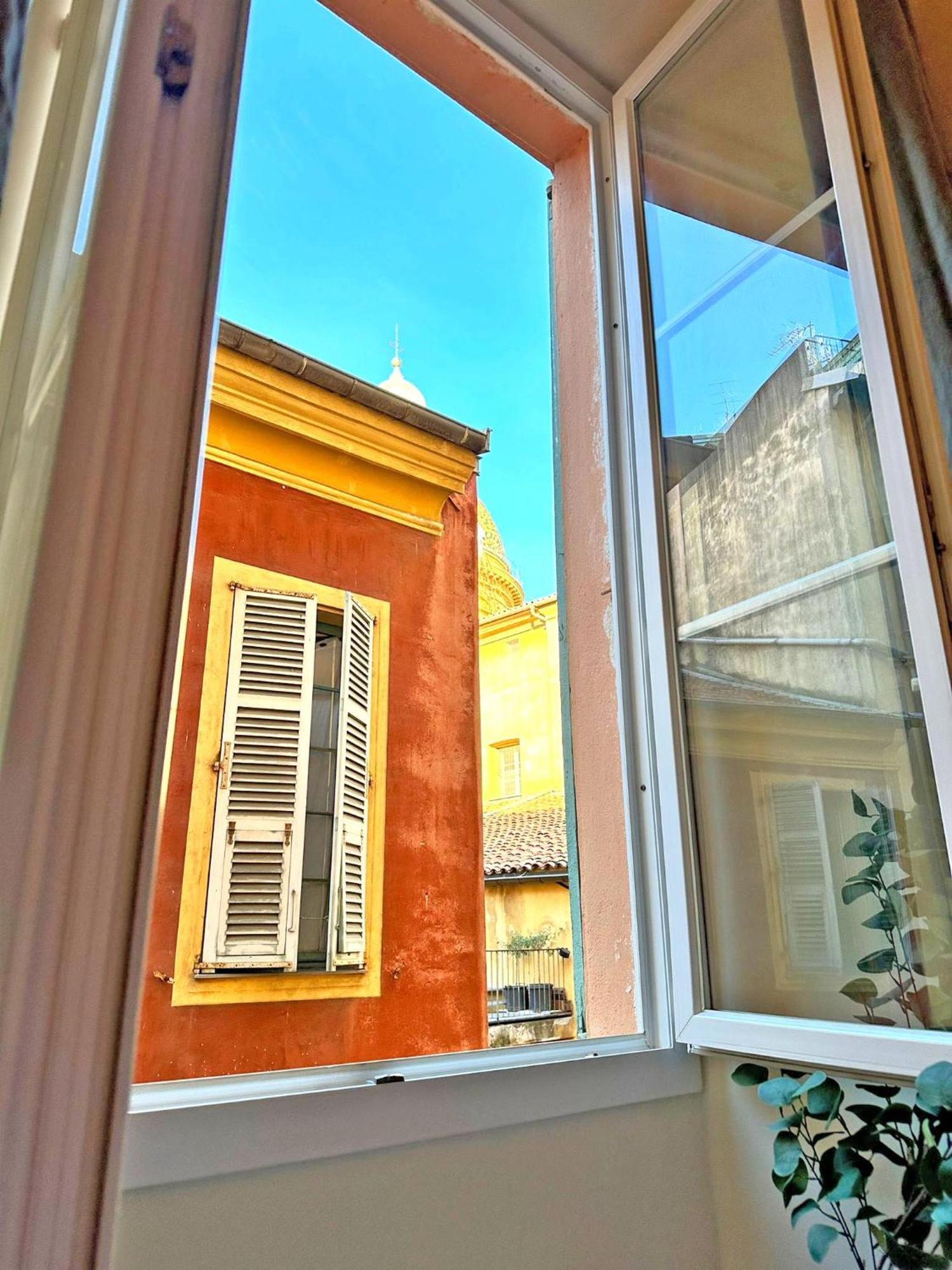 New!Chic Oasis Apt, Heart Of Nice, Family Friendly, Walking To The Beach! Exterior photo